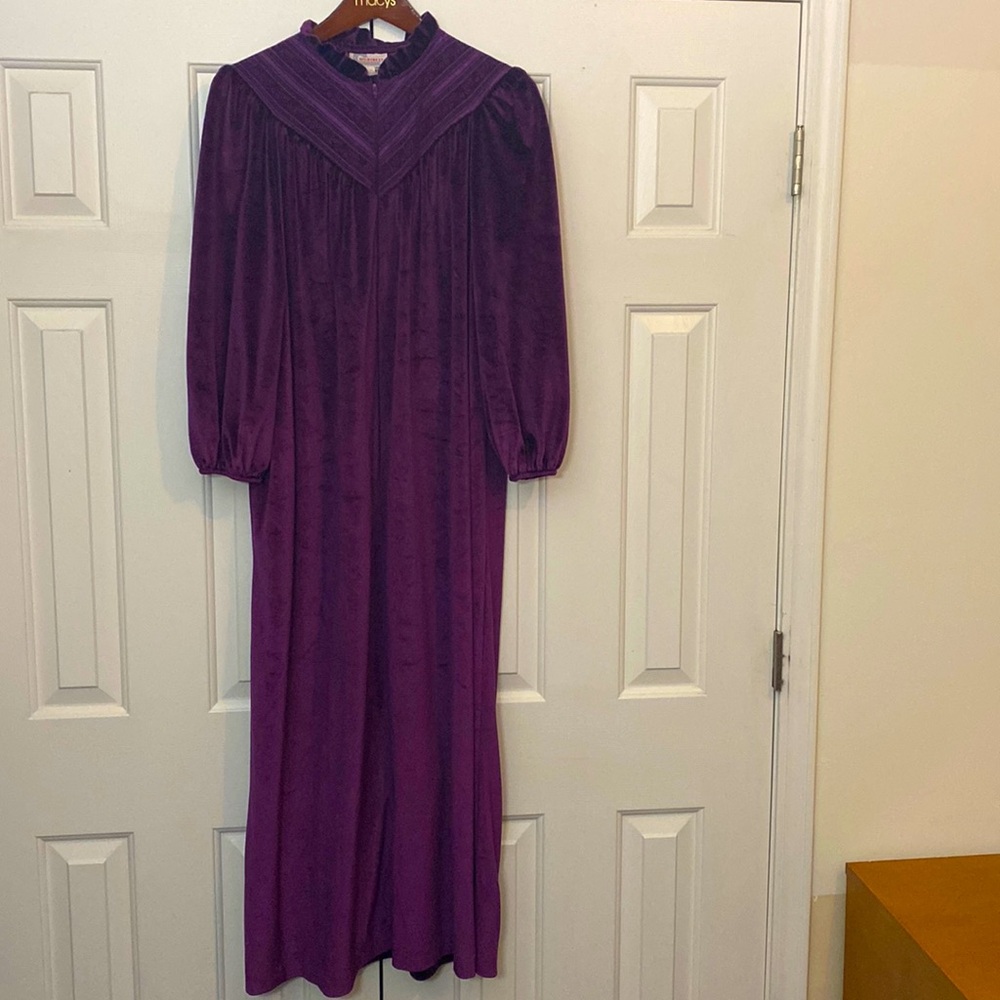 Elegant Purple Women's Nightgown
